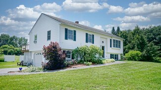 77 Little River Dr, Gorham, ME 04038