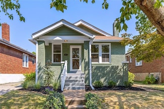 6411 Pernod Ave, Saint Louis, MO 63139