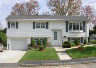 37 Montcalm Ave Unit 1, Blackstone, MA 01504