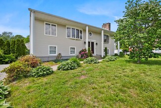 200 Joseph Dr, Fall River, MA 02720