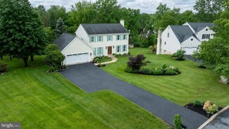 2332 Noel Cir, Pottstown, PA 19464
