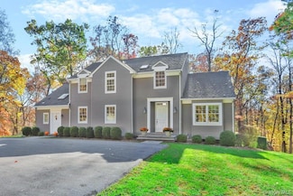 517 Old Chappaqua Rd, Briarcliff Manor, NY 10510