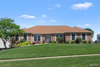 2840 La Brea Dr, Saint Charles, MO 63303