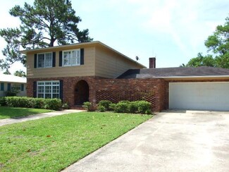 18 St Andrews Dr, Jekyll Island, GA 31527