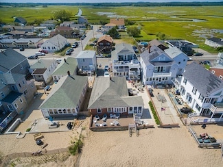 206 N End Blvd, Salisbury, MA 01952