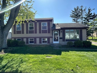 14127 Marie St, Livonia, MI 48154