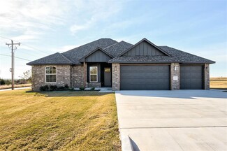 2099 Cash Ct, Blanchard, OK 73010