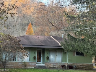 53363 Pike St, Bellaire, OH 43906