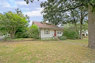 5222 F St, Little Rock, AR 72205