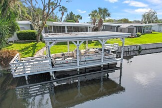 1105 Southland Dr, Tavares, FL 32778