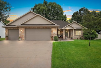 2114 N Gate Rd, Green Bay, WI 54313