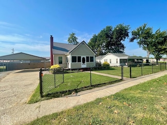 625 W Main St, Trumann, AR 72472
