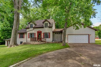 73 Dutch Ct, Taylorville, IL 62568