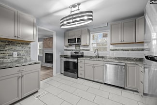 7819 Charles Towne Dr, Columbia, SC 29209