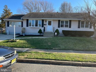 41 Locust Ave, Trenton, NJ 08620