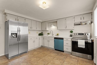 55 Swan Ave Unit 55, Worcester, MA 01602
