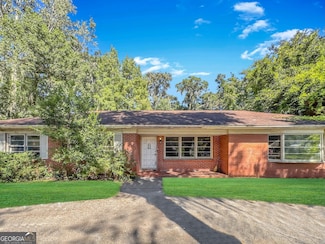 1918 E 63rd St, Savannah, GA 31404