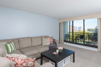 61 Broad Reach Unit T41B, North Weymouth, MA 02191