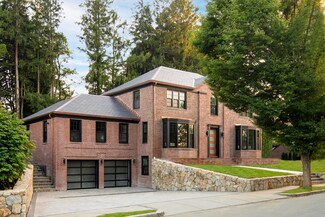 115 Mandalay Rd, Newton Center, MA 02459
