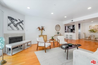 10960 Ashton Ave Unit 108, Los Angeles, CA 90024