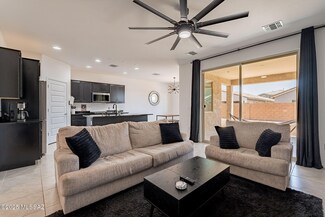 9724 E Lynx Lake Trail, Tucson, AZ 85747