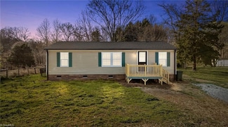 1207 Thayer Rd, Trinity, NC 27370