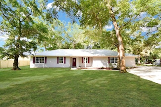 885 Wildwood Dr, Saint Augustine, FL 32086