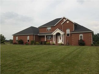 276 N Eagle Dr, Montgomery, IN 47558