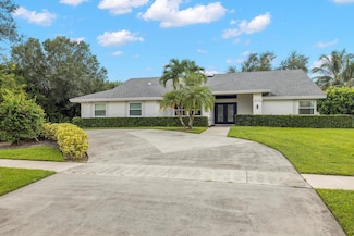 15600 Rolling Meadows Cir, Wellington, FL 33414