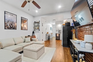 422 Grand St Unit 4, Hoboken, NJ 07030