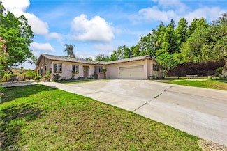 822 Corona Ave, Corona, CA 92879