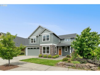 3008 Hazel Ave, Hood River, OR 97031