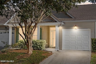 5138 Elton Dr SE, Southport, NC 28461