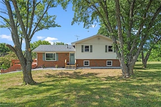 1723 N 600 Rd, Baldwin City, KS 66006