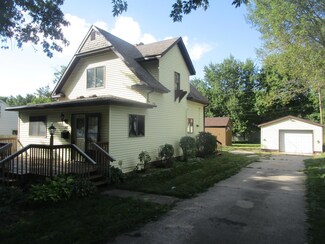 421 1st Ave NE, Glenwood, MN 56334