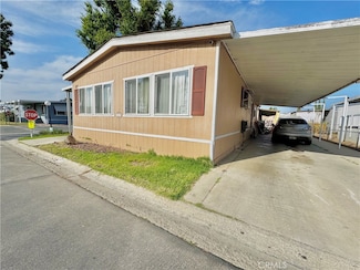 777 S Temescal St Unit 127, Corona, CA 92879