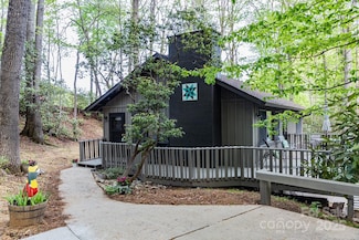 76 Creekside Dr, Maggie Valley, NC 28751