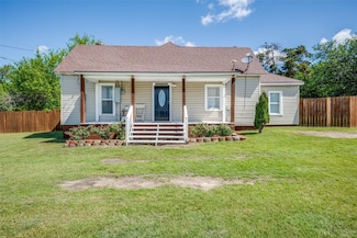 101 E Mulberry St, Decatur, TX 76234