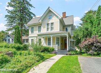 33 Pinewoods Ave, Troy, NY 12180