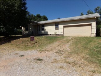 101 S Crabtree St, Paoli, OK 73074