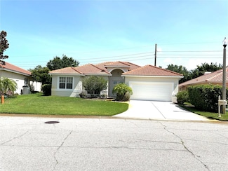 8870 Huntington Pointe Dr, Sarasota, FL 34238