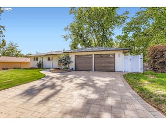 13541 SW 63rd Place, Portland, OR 97219