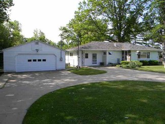300 E 100 S, Lagrange, IN 46761