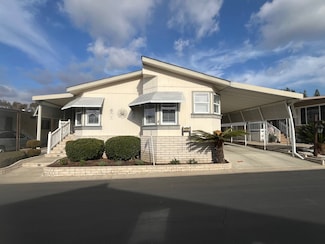 24001 Muirlands Blvd Unit 172, Lake Forest, CA 92630