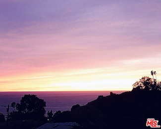 15461 De Pauw St, Pacific Palisades, CA 90272