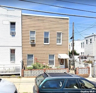 61-25 Menahan St, Flushing, NY 11385