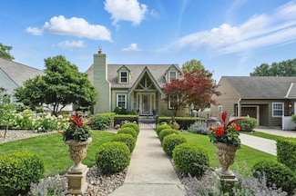 1921 W 48th Terrace, Westwood Hills, KS 66205