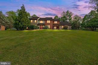 4 Watercroft Cir, Downingtown, PA 19335