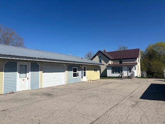 117 E Maple St, Lena, WI 54139