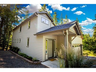 1345 Skyline Park Loop, Eugene, OR 97405